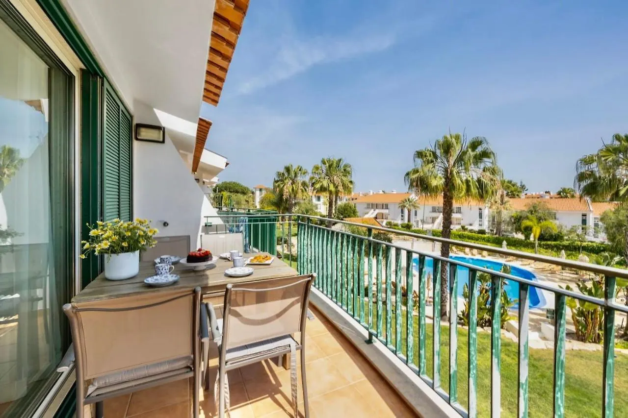 Apartmán Vila Sol With Pool, Garden & Rooftop Terrace Quarteira