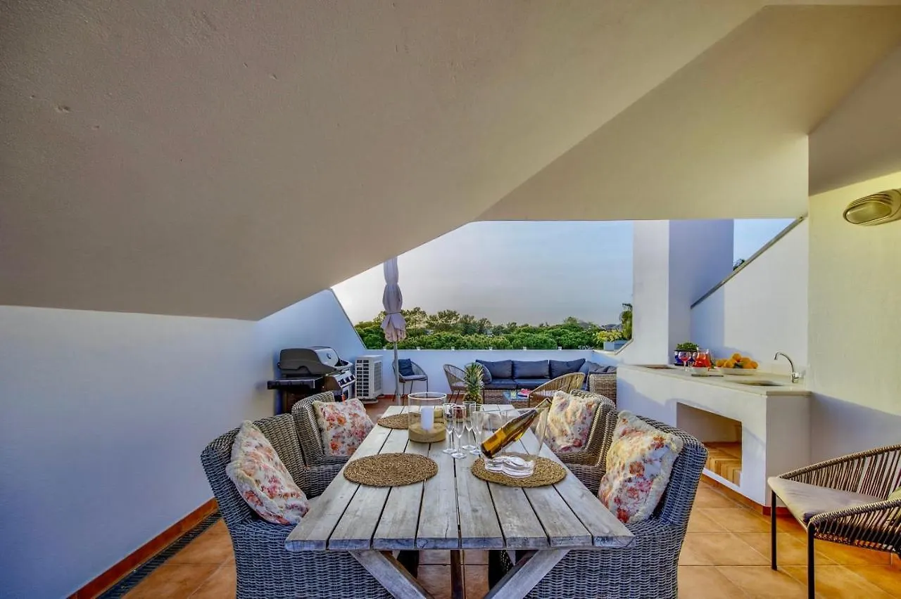 Vila Sol With Pool, Garden & Rooftop Terrace Quarteira Portugal