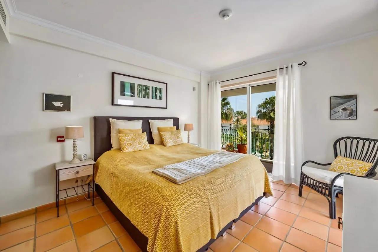 Vila Sol With Pool, Garden & Rooftop Terrace Quarteira