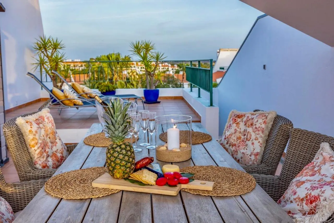 Vila Sol With Pool, Garden & Rooftop Terrace Quarteira 0*,
