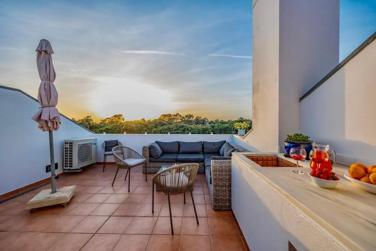 Vila Sol With Pool, Garden & Rooftop Terrace Quarteira Apartment