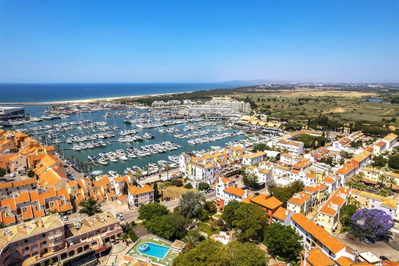 Vila Sol With Pool, Garden & Rooftop Terrace Quarteira Apartment